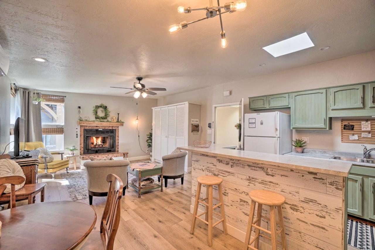 Central Williams Studio With Fireplace On Route 66!公寓 外观 照片
